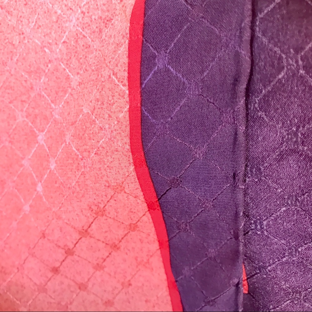 VALENTINO Silk Scarf Geometric VINTAGE - Picture 13 of 14